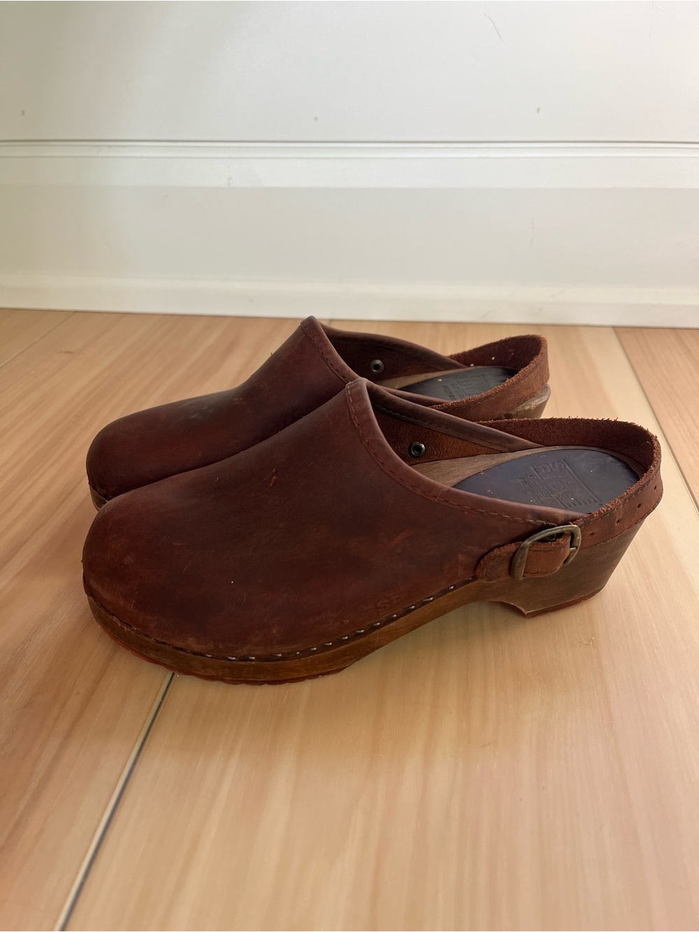 Women's Brown Leather Clog Mule with Side Buckle